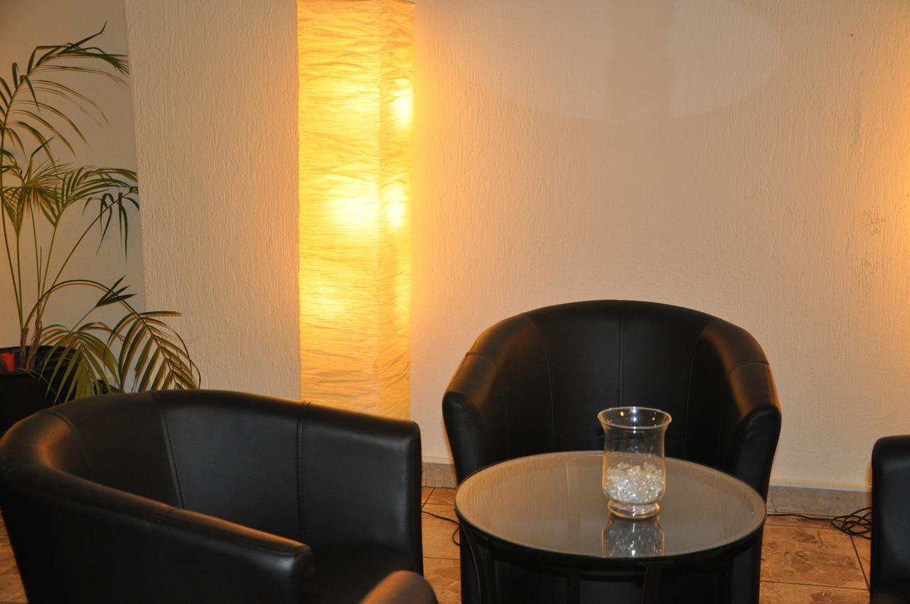 Hotel Loewen Mellingen エクステリア 写真