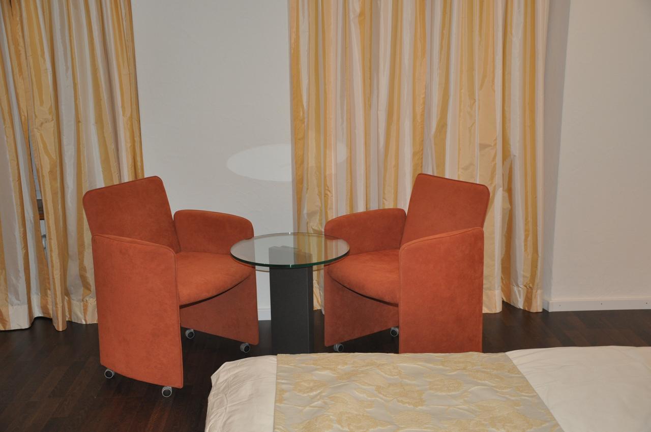Hotel Loewen Mellingen 部屋 写真